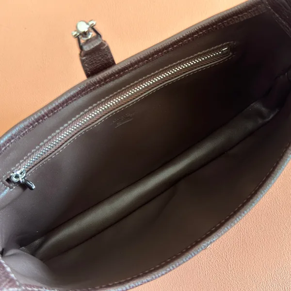 Gucci 26S Jackie Slim Shoulder Bag 27 In Dark Brown Calfskin product view 8