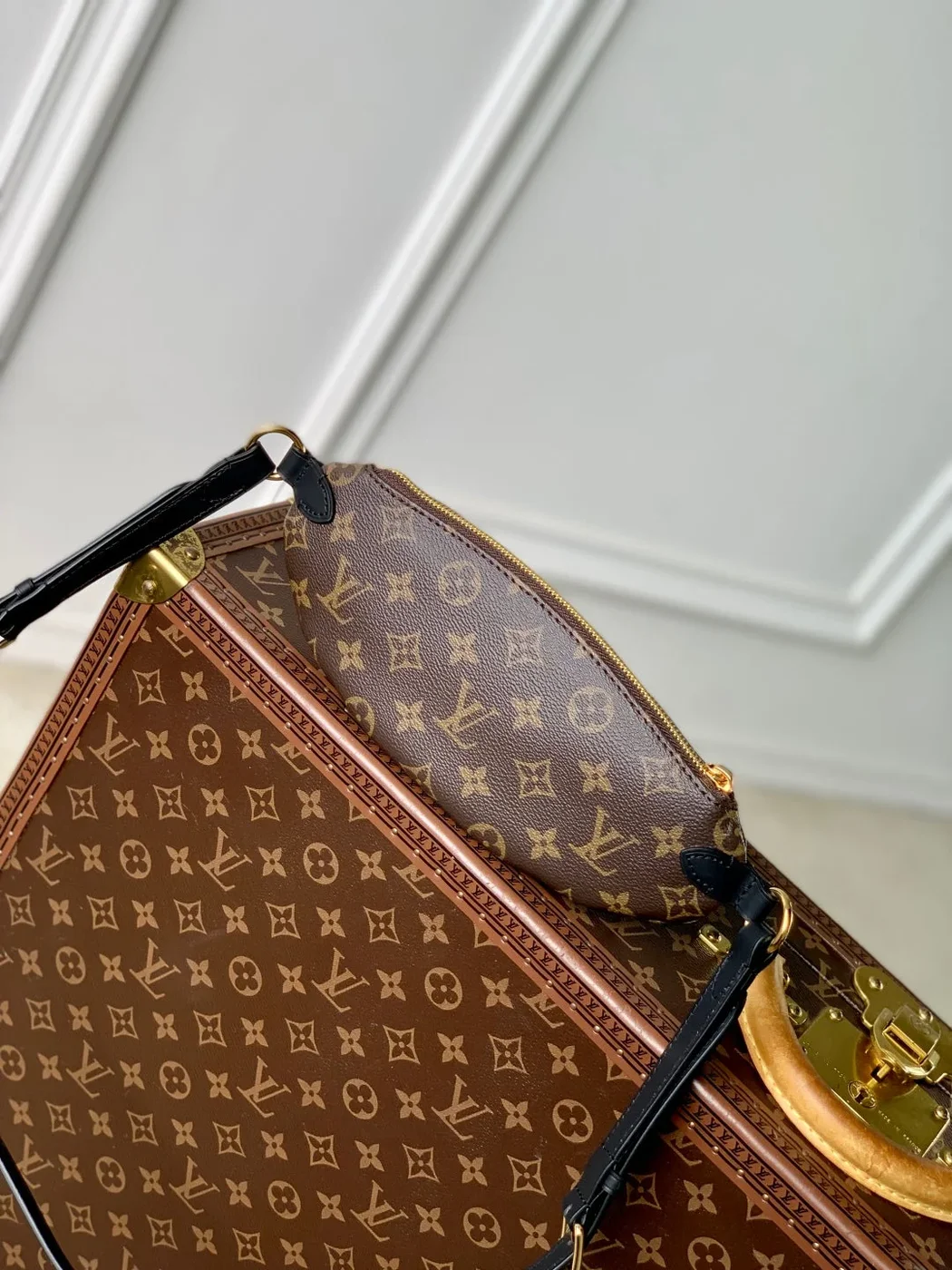 Louis Vuitton Keepit Bumbag 29 In Brown Damier Azur Coated Monogram Canvas Bag product view 6