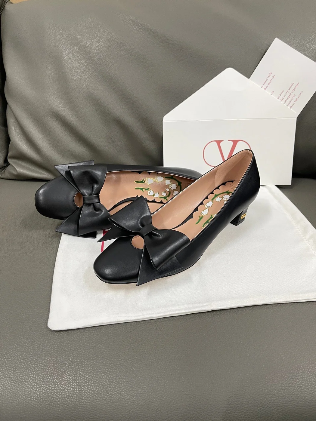 Valentino Women Black Leather Bow Detail Flats product view 4