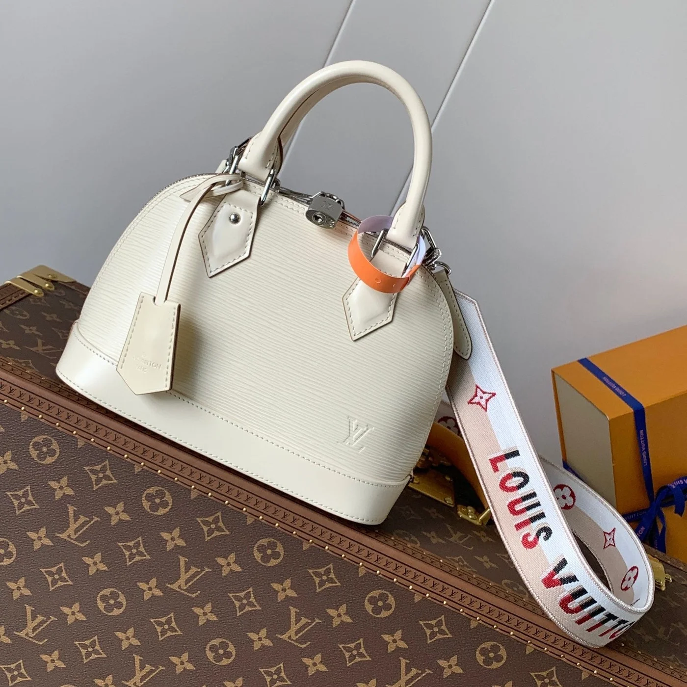 Louis Vuitton Alma BB Bag 23 In Beige Grain Cowhide product view 1