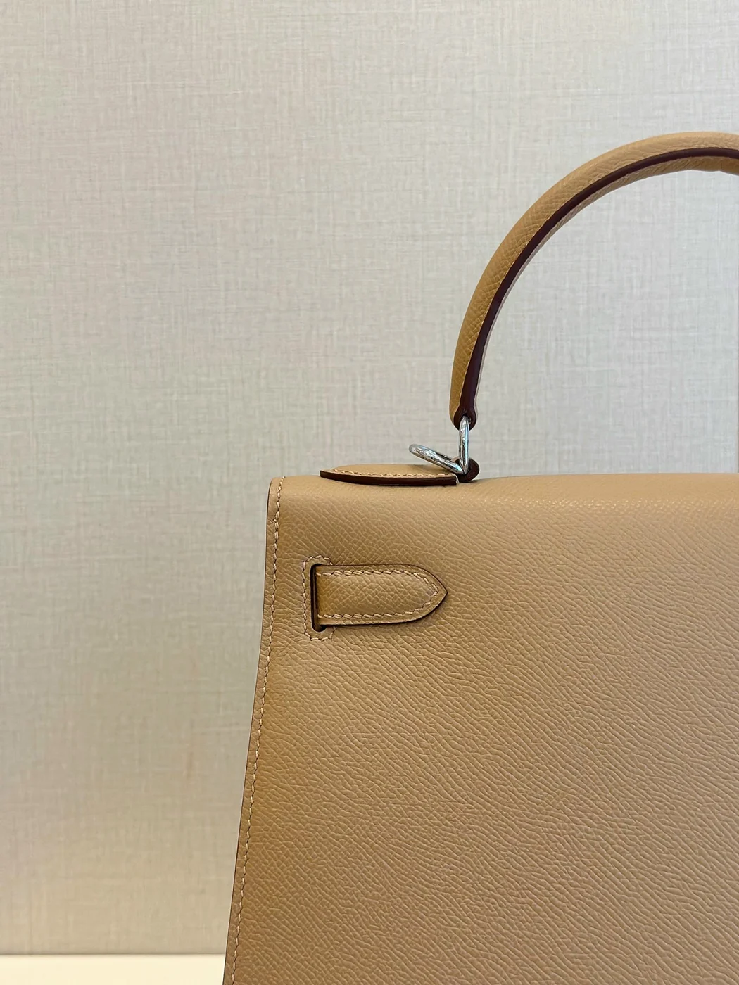 Hermès Kelly 28 Epsom Brown Palladium Hardware Bag product view 4
