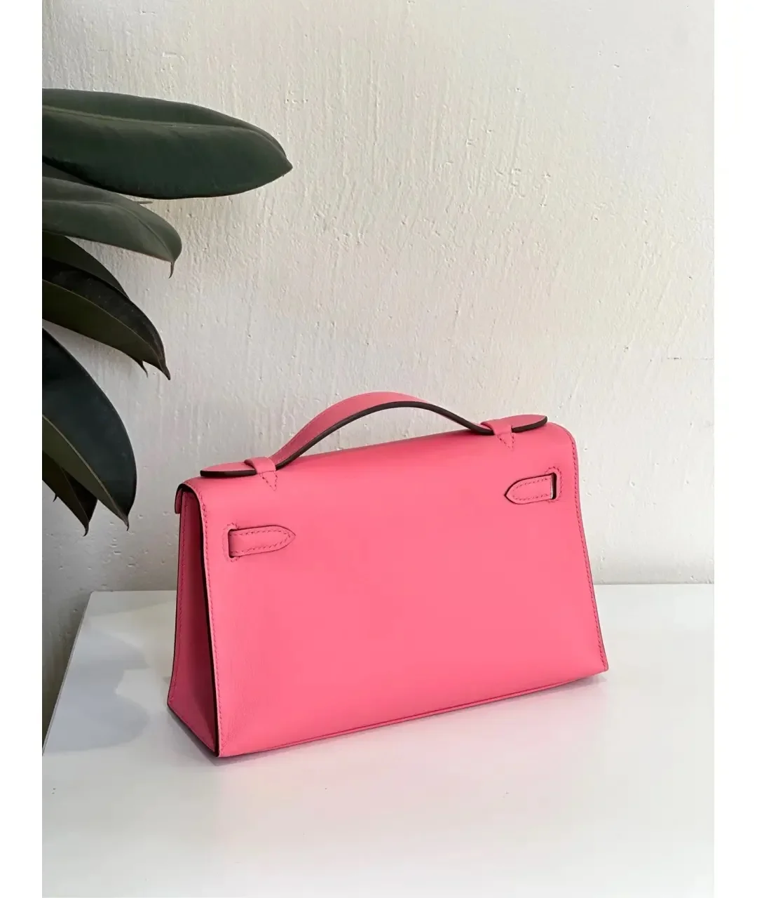 Hermès Kelly Pochette in swift leather Rose Azalee Bag product view 3