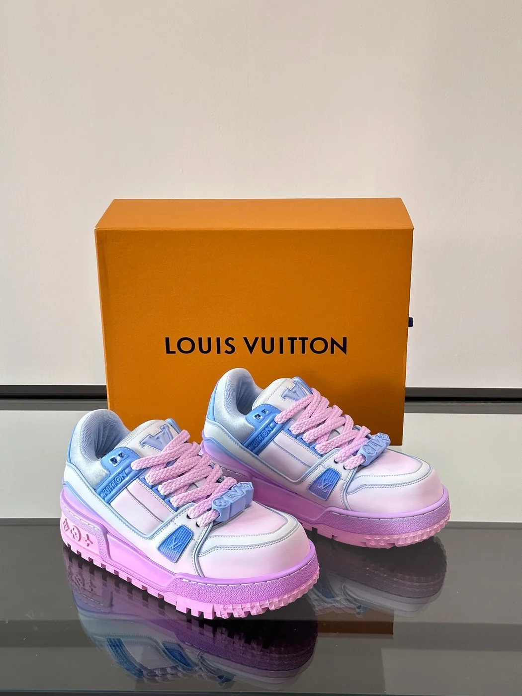 Louis Vuitton Men White and Blue Leather Sneakers product view 5