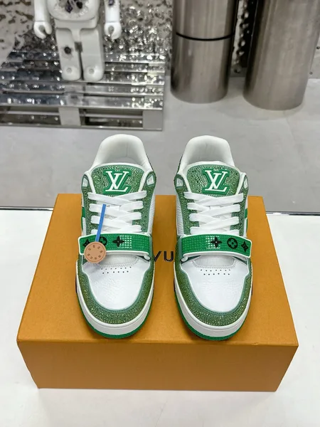 Louis Vuitton Women Green White Leather Sneakers product photo