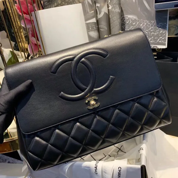 Chanel Shopping Handbags Woman’s Black Leather 33x23x11cm product view 1