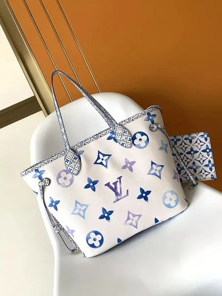 Louis Vuitton Neverfull bag from the “By The Pool” collectio product view 2