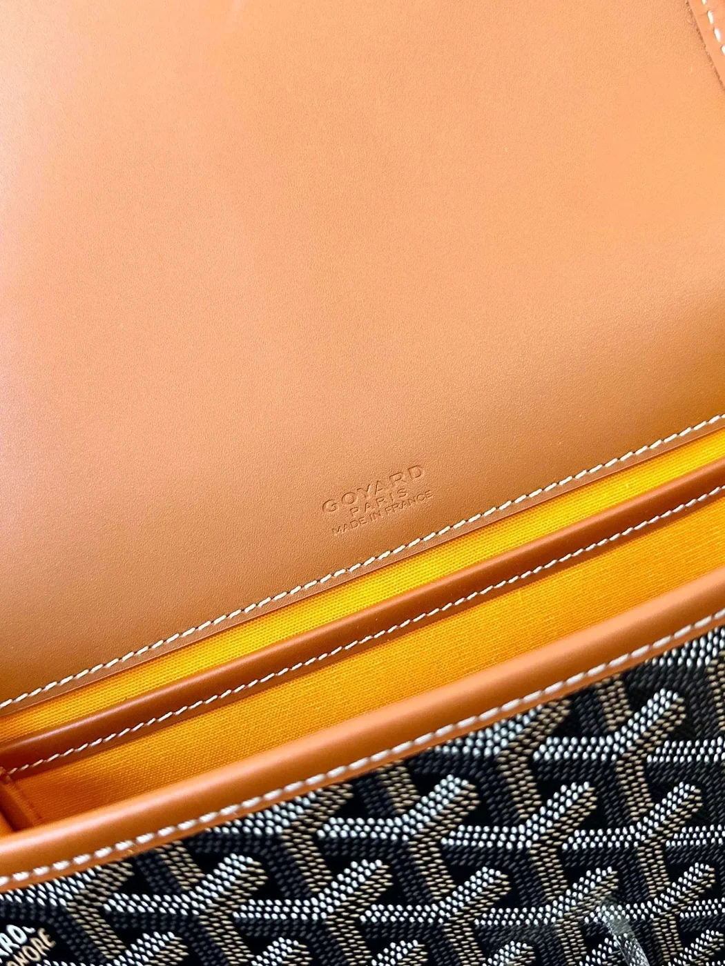 Goyard Premium Women’s Handbag Orange Leather Pattern 22x16x7cm product view 2