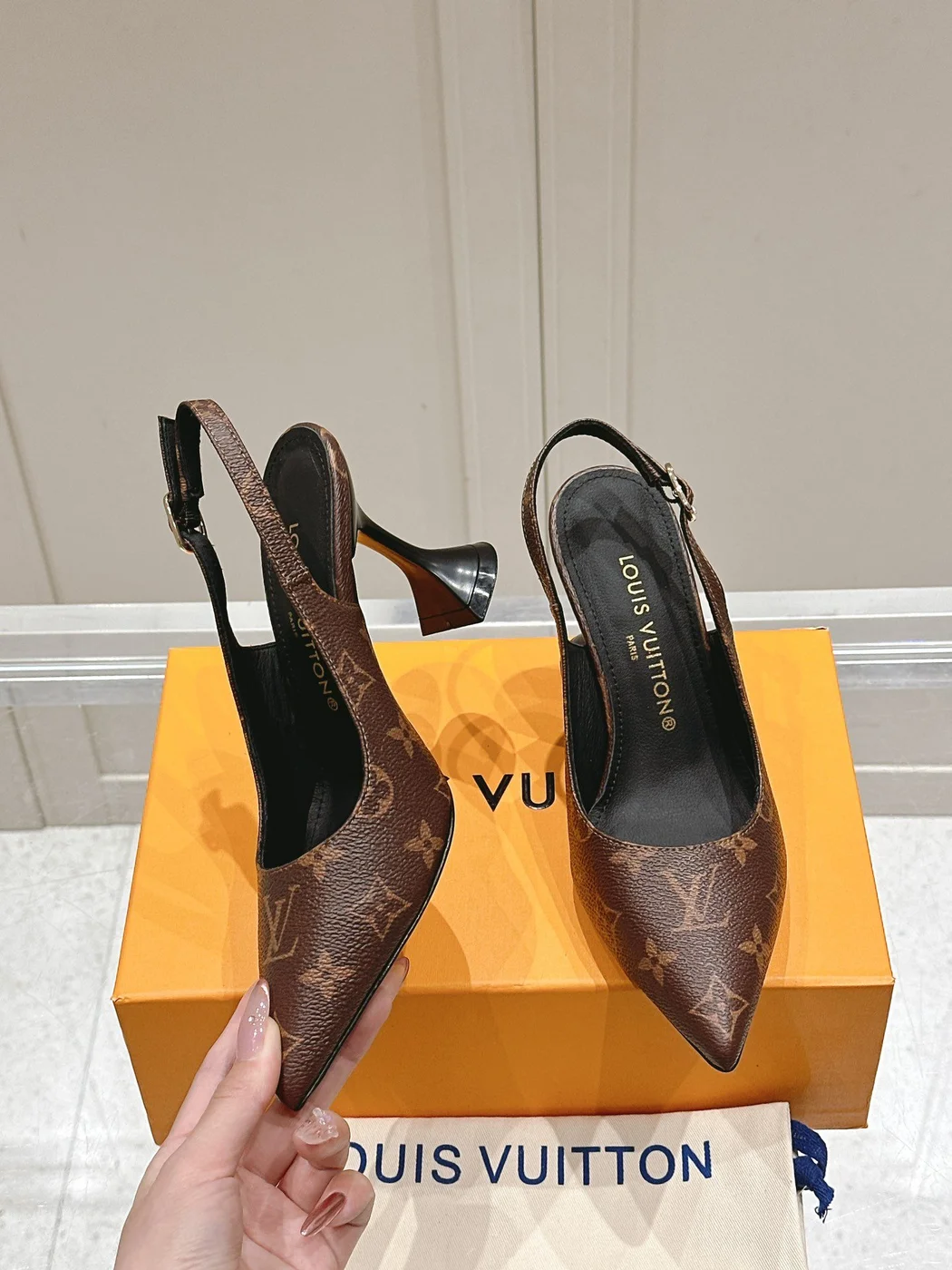 Louis Vuitton Women Brown Leather Patterned Slingback Heels product view 4