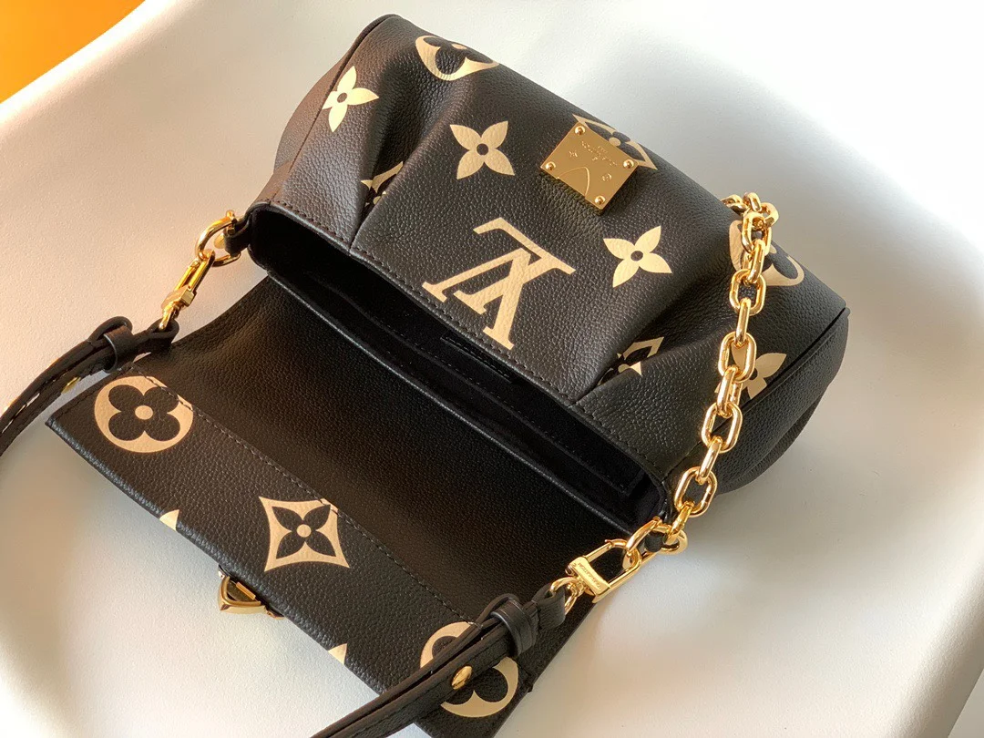 Louis Vuitton Favorite Bag 24x14cm — Black and Cream Monogram product view 6
