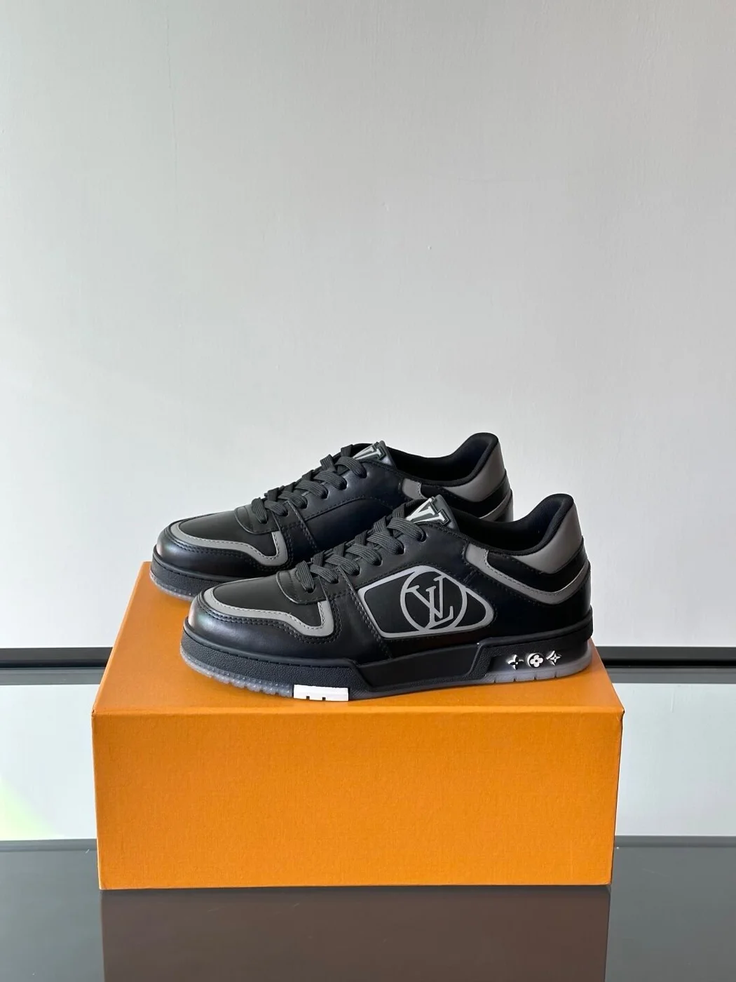 Louis Vuitton Men Black Leather Sneakers product view 3