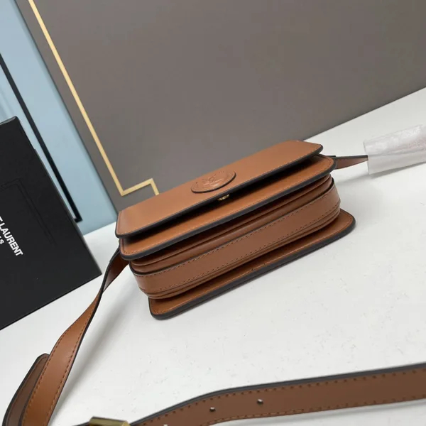 Saint Laurent Le 61 Saddle Shoulder Bag in Calfskin product view 6