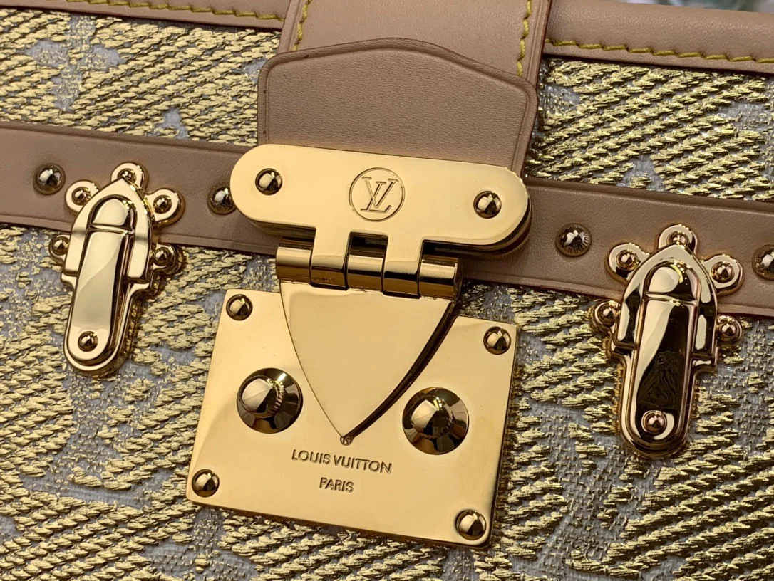 Louis Vuitton Petite Box Shape Lock Plated Gold Handbags 20×12.5x5cm product view 6