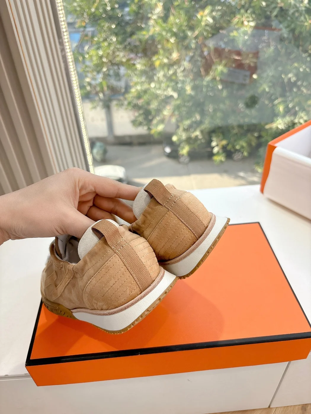 Hermès Women Beige Suede Sneakers product view 3