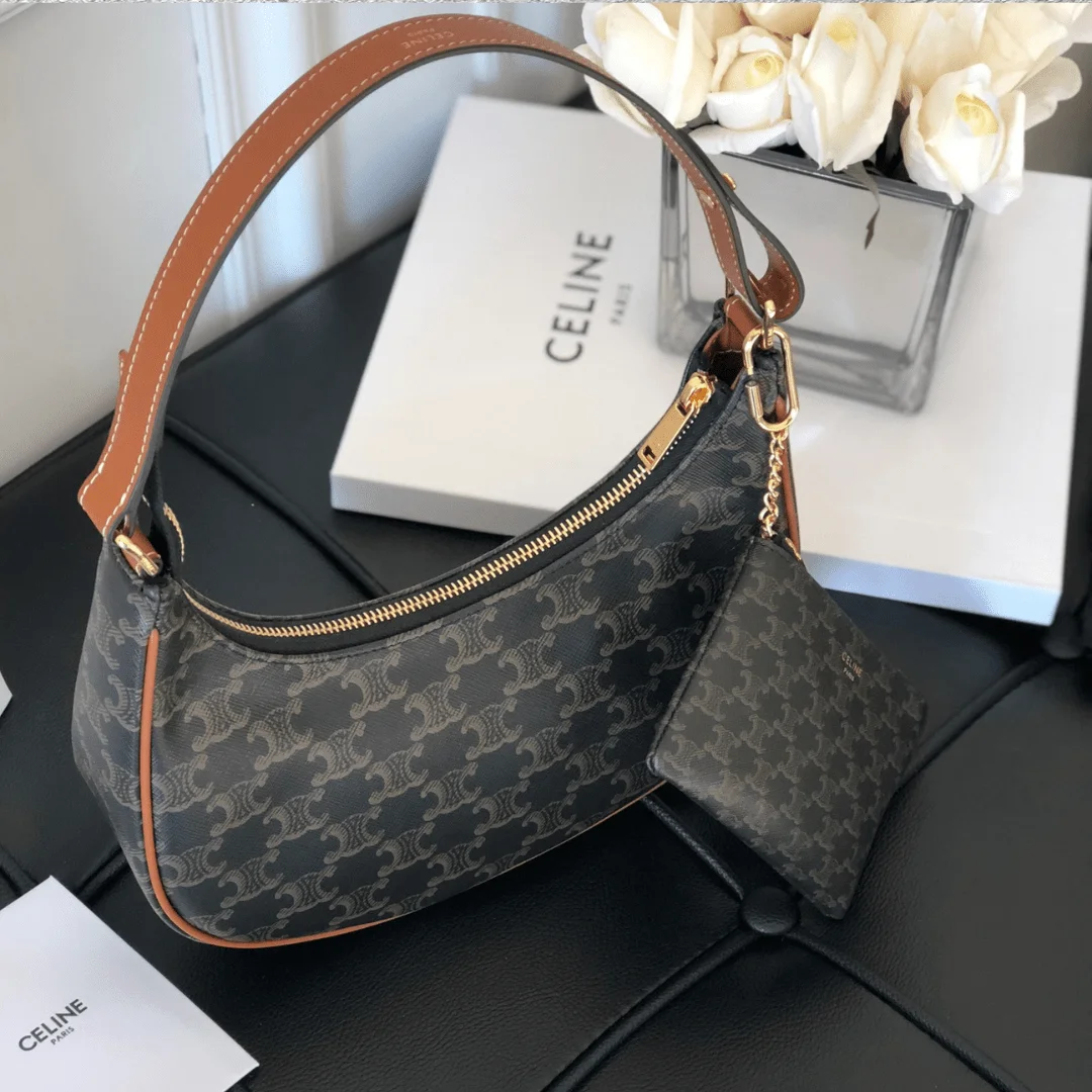 Celine Triomphe 23x14x7cm Bag product view 1