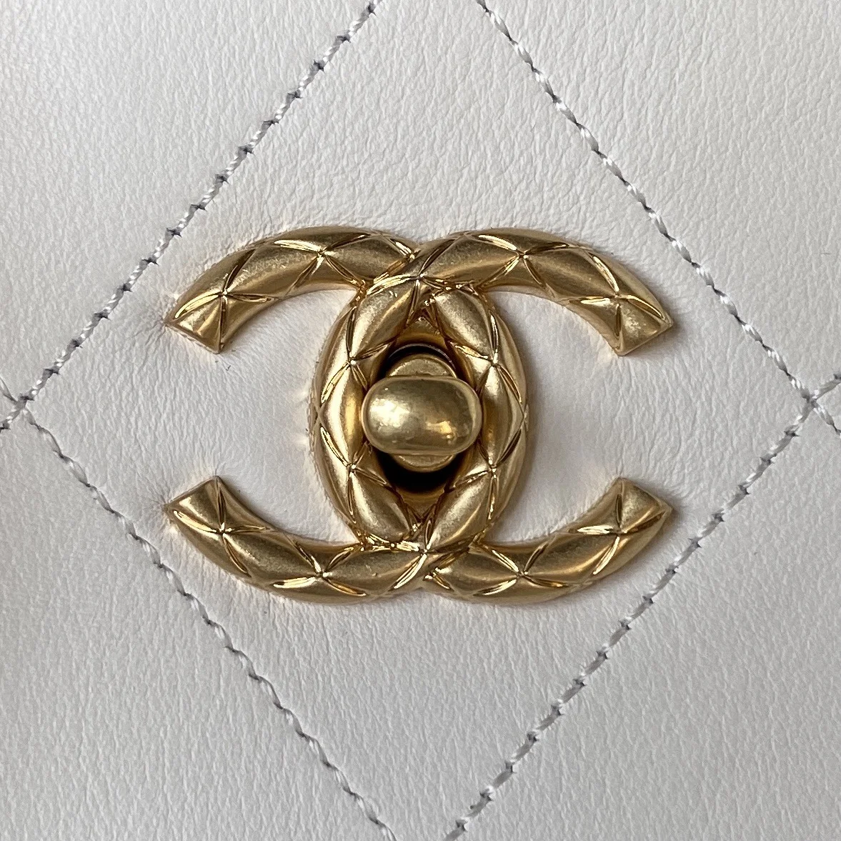 Chanel Calfskin Hobo Bag White/Black product view 4