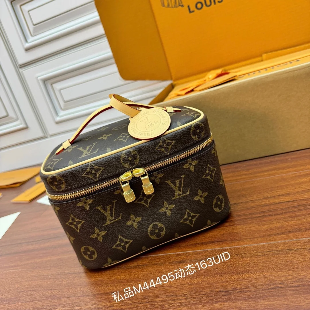 Louis Vuitton Nice Mini toiletry Bag product view 1