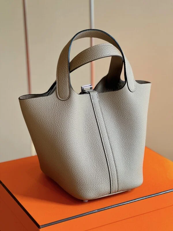 Hermès Picotin 18 Gray togo leather Silver Hardware Bag product view 3