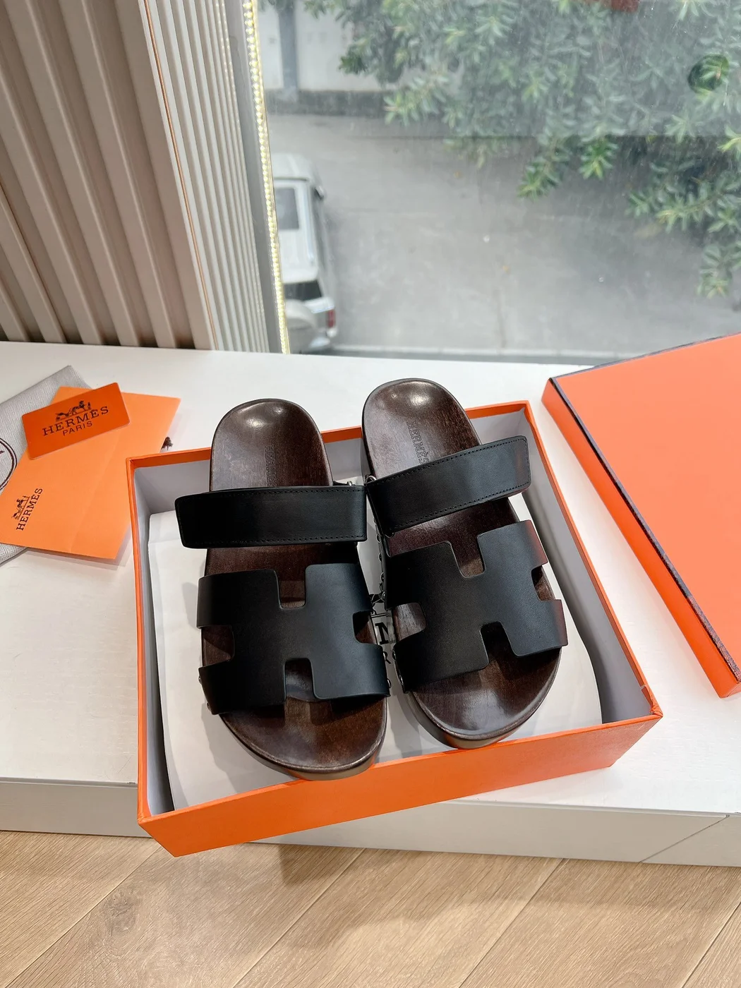 Hermès Women Black Leather Strap Sandals product view 3