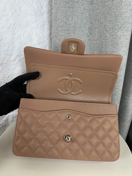 Chanel Chan Classic Flap Medium Bag product view 4