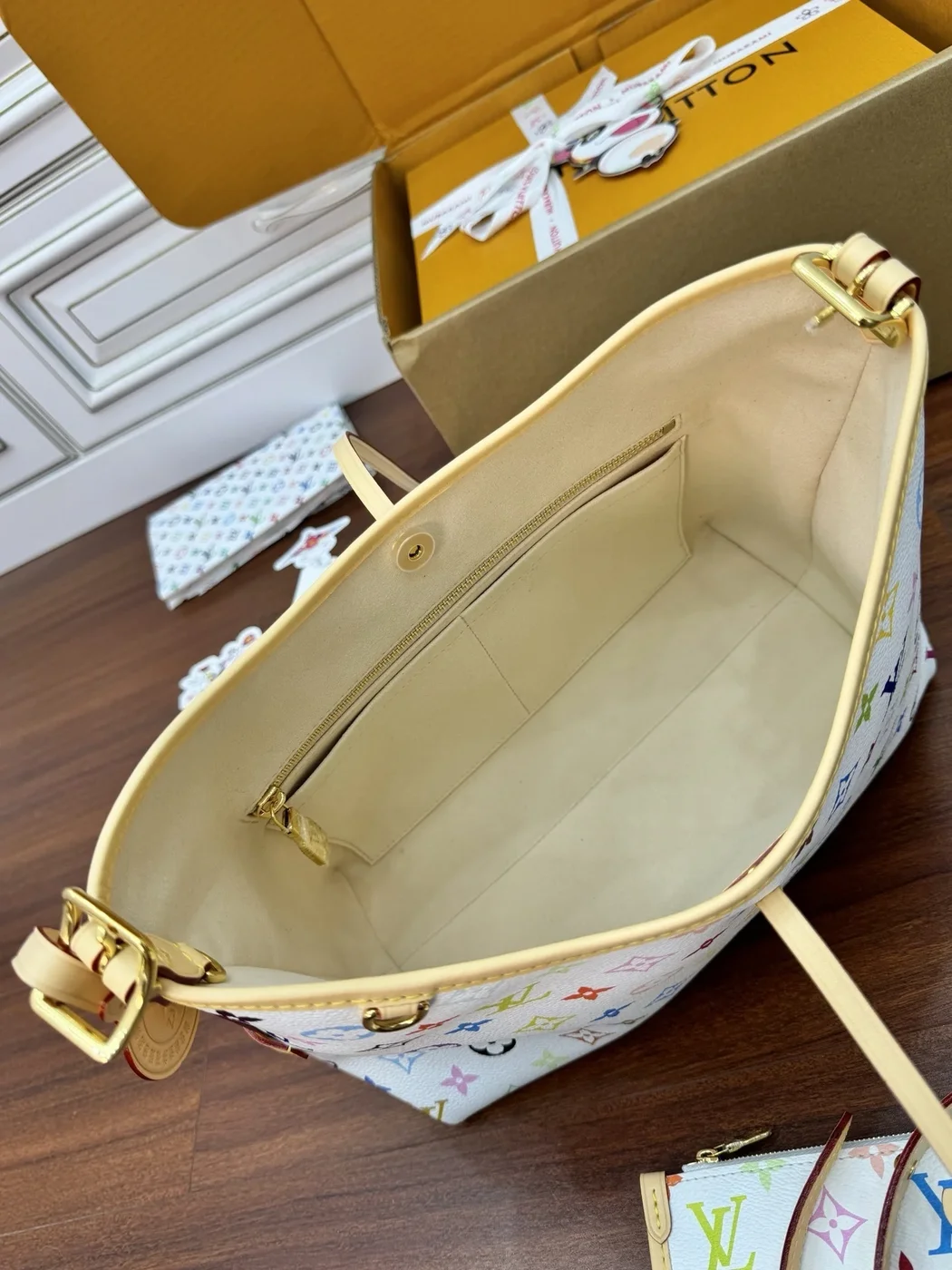 Louis Vuitton x Takashi Murakami CarryAll PM bag product view 4