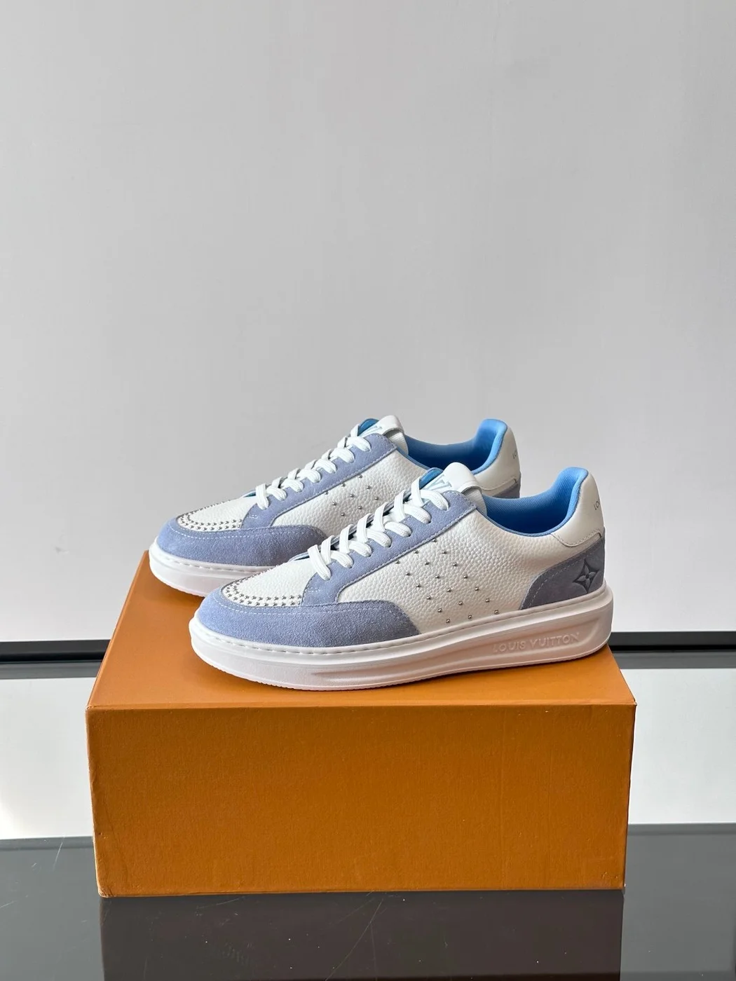 Louis Vuitton Men White Blue Leather Suede Sneakers product view 3