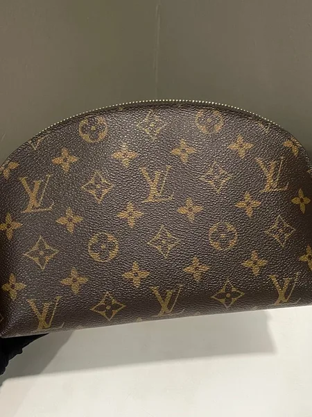 Louis Vuitton Monogram Cosmetic Pouch MM product view 2