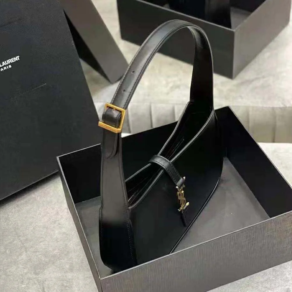 Saint Laurent Women Le 5 A 7 Hobo Bag in Smooth Leather-Black product view 5