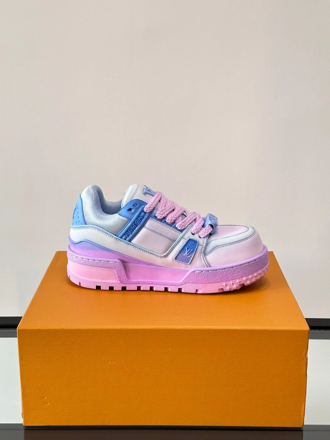 Louis Vuitton Men White and Blue Leather Sneakers product view 6