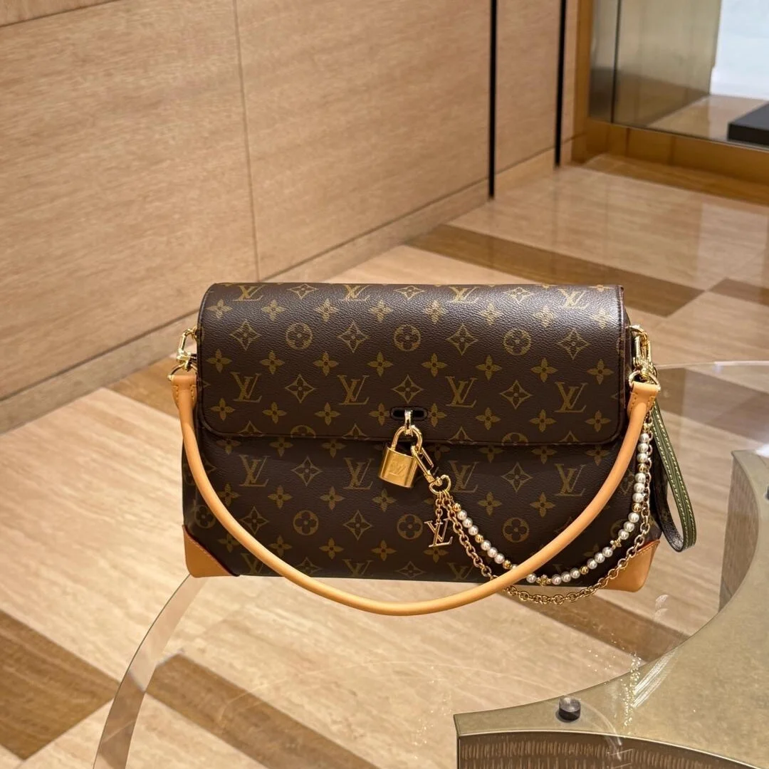 Louis Vuitton Hide Away MM bag in Monogram canvas product view 1