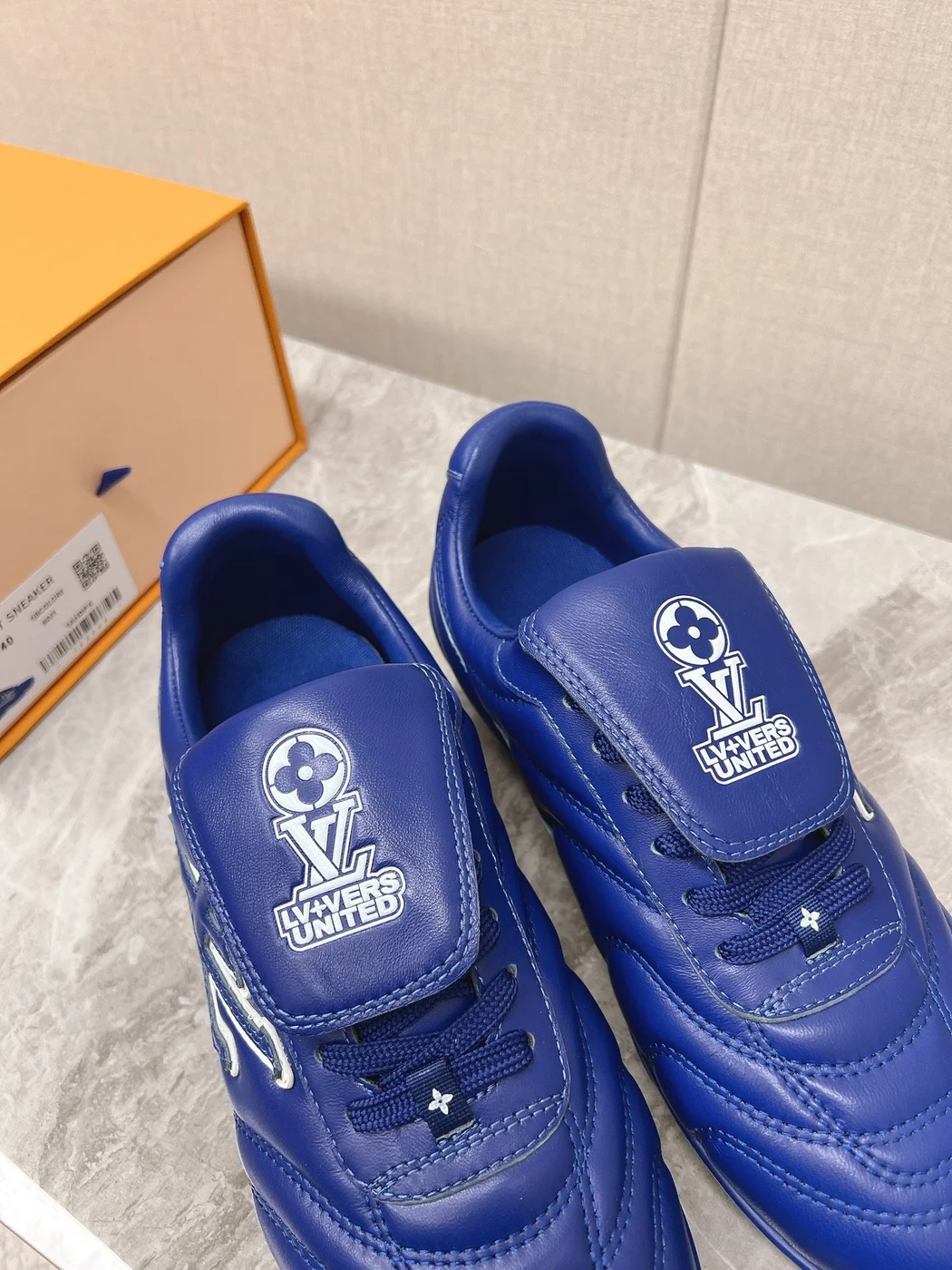 Louis Vuitton Women Blue Leather Sneakers product view 2