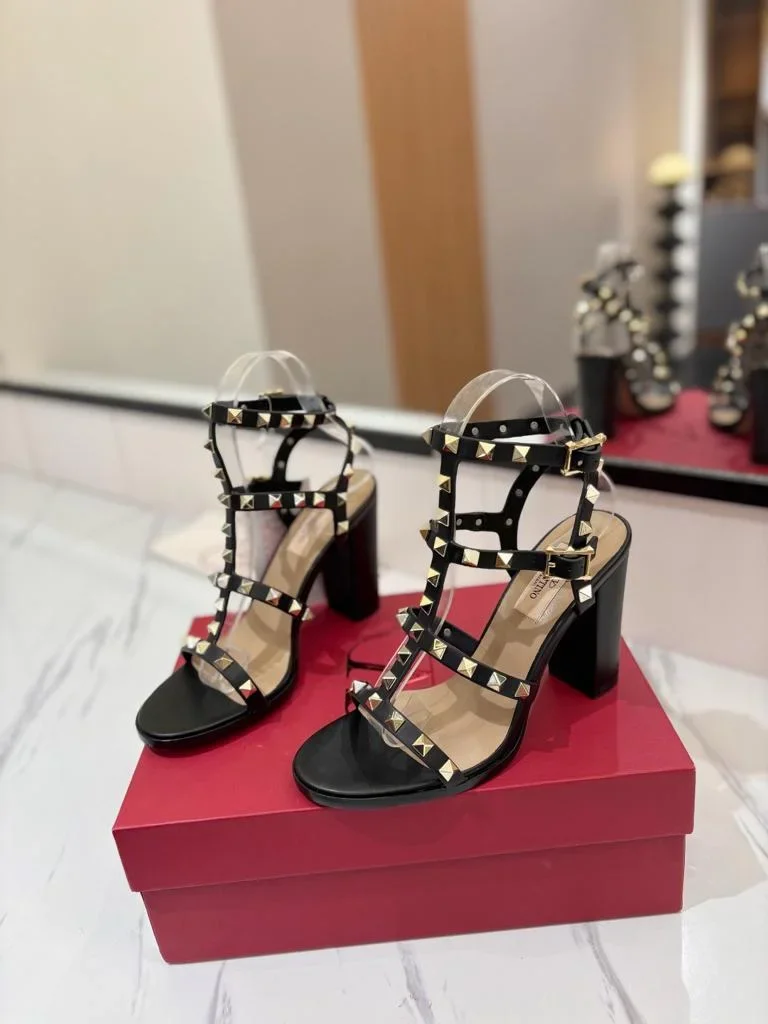 Valentino Rockstud block heel black product view 1