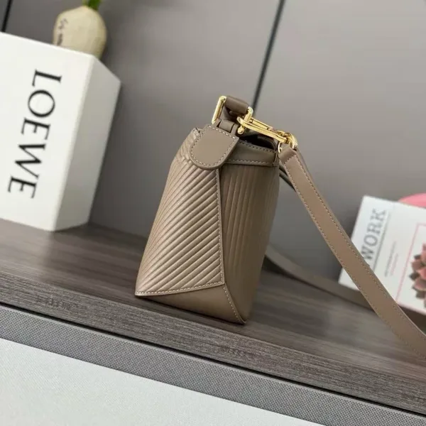 Loewe Puzzle Bag product view 7