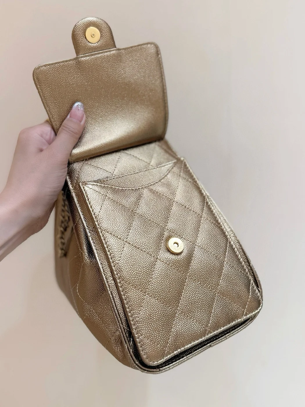 Chanel 25 Handbag 30 In Golden Brown With Gold Hardware product view 8