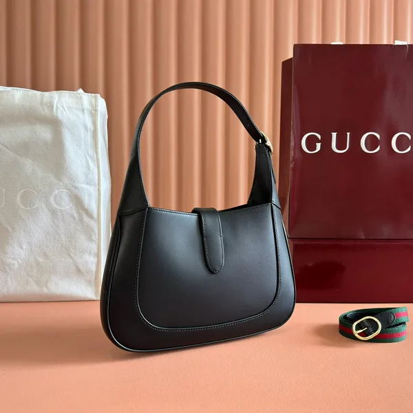 Gucci Jackie Small Shoulder Bag 27 In Black Calfskin Gold Hardware product view 2