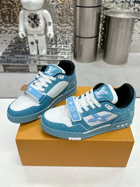 Louis Vuitton Women Blue White Leather Sneakers product view 3