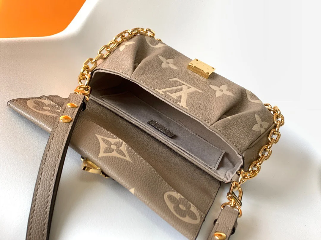 Louis Vuitton Favorite Brown Handbags Lock Gold 24x14cm product view 7