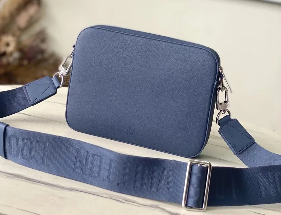 Louis Vuitton Fastline Men Handbags Blue 23.5x18x7cm product view 3