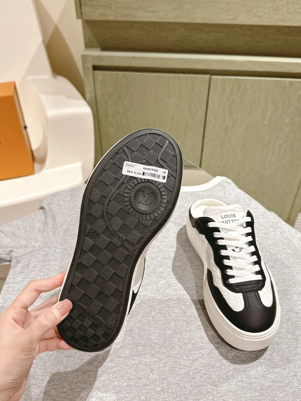 Louis Vuitton Women Black White Leather Sneakers product view 2
