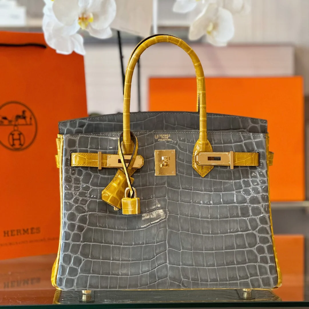 Hermès Birkin 30 Gray/Gold Crocodile Leather Gold Hardware – Custom Made Bag product view 1