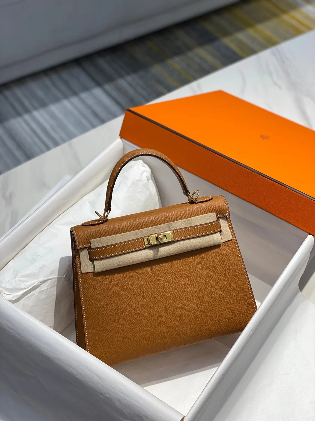 Hermès 25 cm In Gold Epsom Gold Hardware Bag product view 2