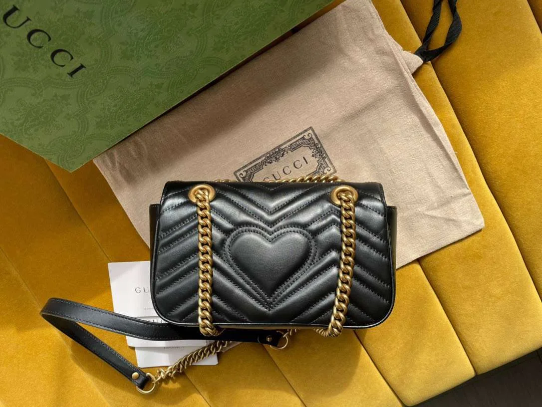 Gucci Marmont Women’s Black Handbag 22 cm product view 8