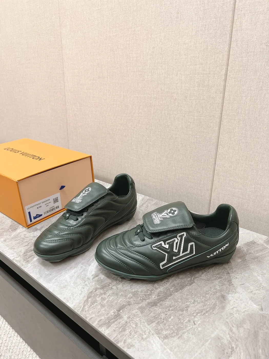 Louis Vuitton Women Dark Green Leather Sneakers product view 3