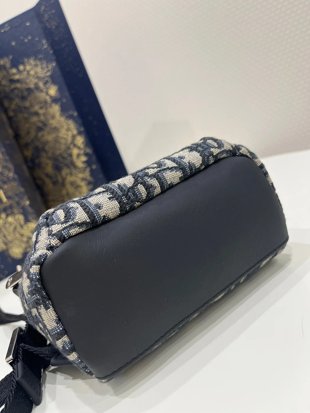 Dior Mini High-End Bag – Oblique Pattern Fabric (24x10x16cm) product view 5