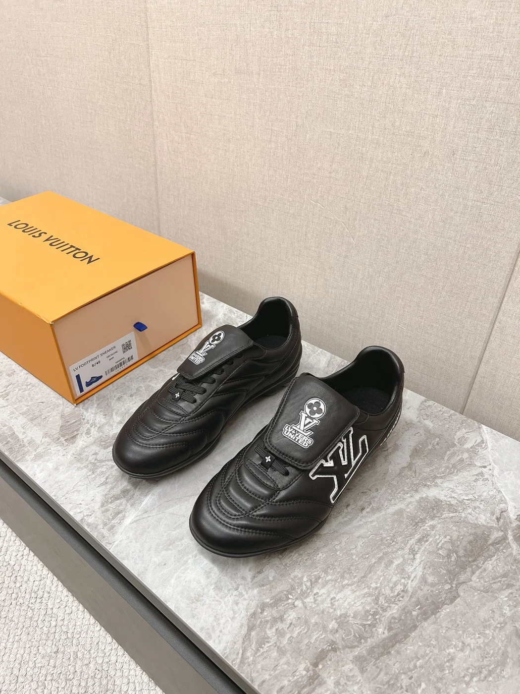 Louis Vuitton Women Black Leather Sneakers product view 1