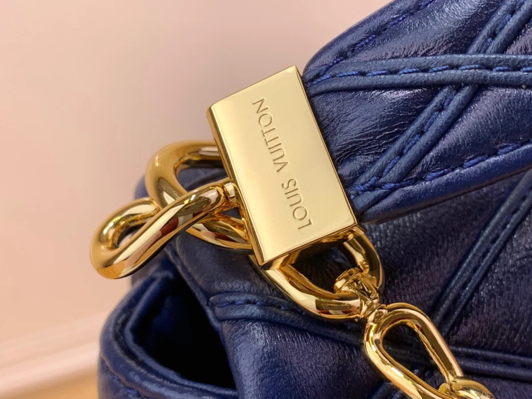 Louis Vuitton Go-14 Handbags Dark Blue 23 cm product view 7