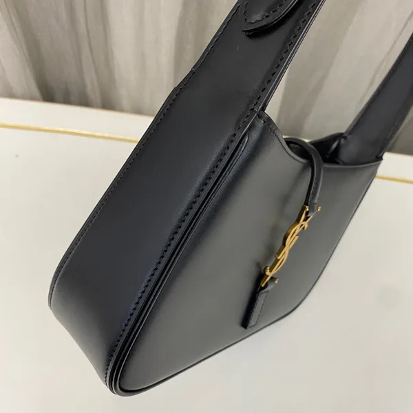 Saint Laurent le 5 a 7 mini hobo bag – Black product view 5