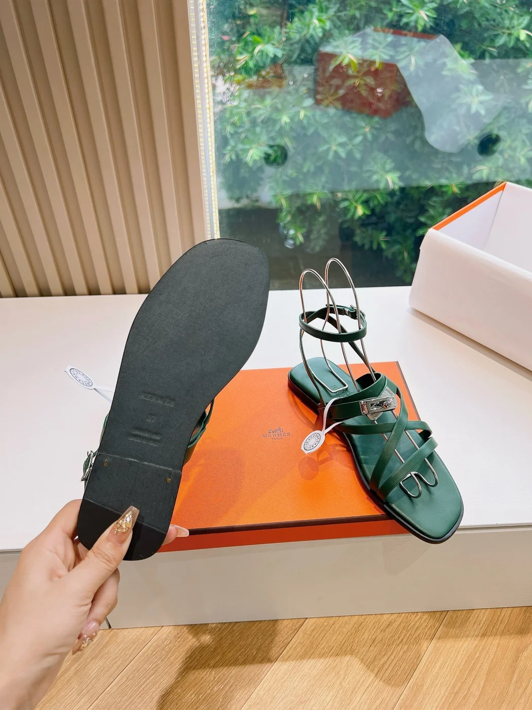 Hermès Women Green Leather Strappy Sandals product view 2