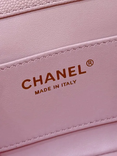 Chanel 25S Coco Crush Handle 18 In Pink Gold Hardware Bag product view 7