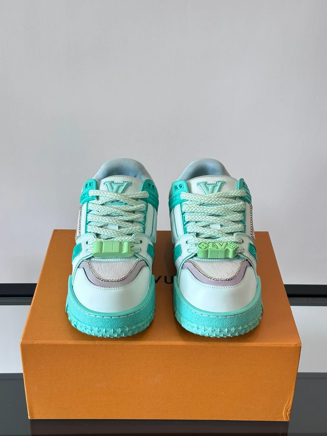 Louis Vuitton Men Mint Green Leather Sneakers product view 2