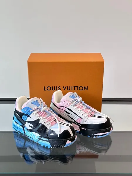 Louis Vuitton Men Blue Pink Black Leather Sneakers product view 5